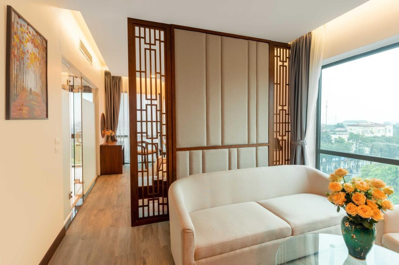 נין בין Mt Collection Hotel מראה חיצוני תמונה